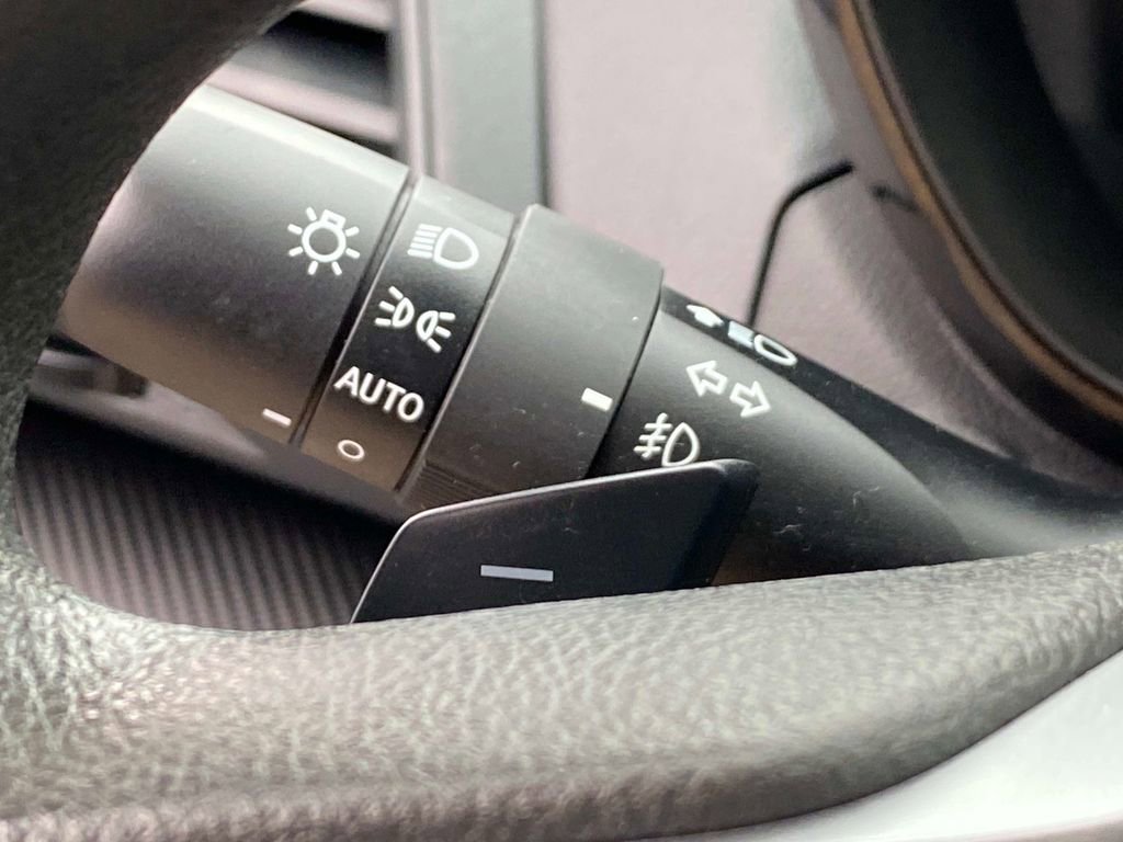 Used 2023 Subaru Impreza Premium image 18