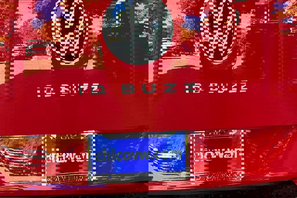 New 2025 Volkswagen ID. Buzz Pro S Plus image 7