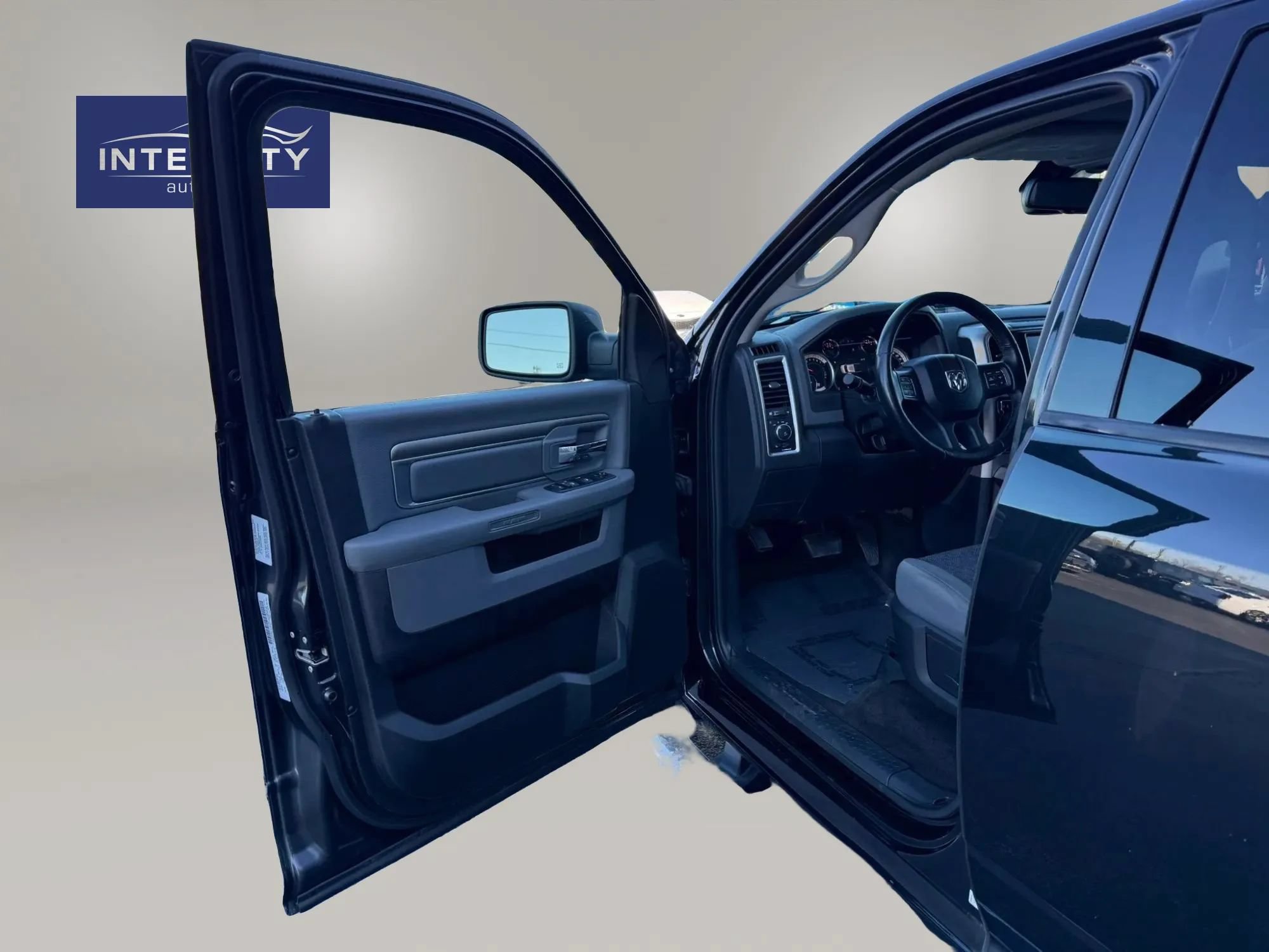 Used 2017 RAM 1500 Big Horn AWD/4WD image 9