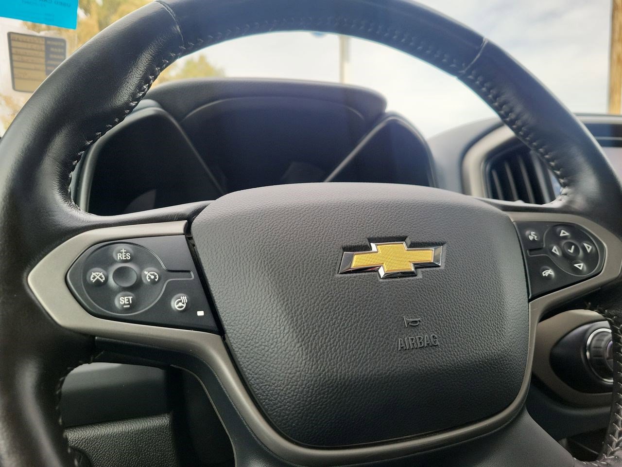 Used 2021 Chevrolet Colorado Z71 image 18