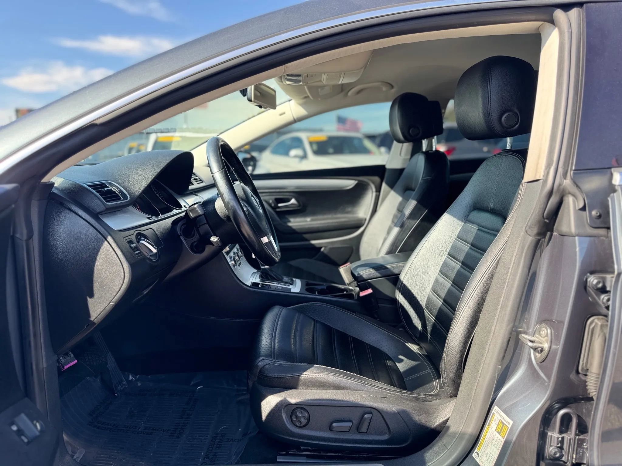 Used 2013 Volkswagen CC Sport Plus image 35