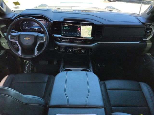 Used 2025 Chevrolet Silverado 3500 LTZ w/ LTZ Plus Package image 15