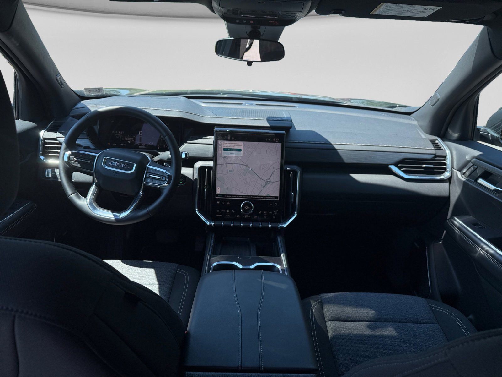 Used 2025 GMC Acadia Elevation image 15