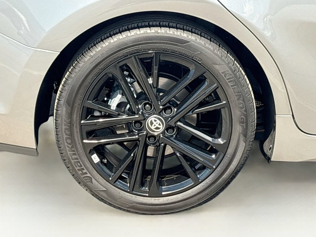 Used 2026 Toyota Camry SE w/ Convenience Package FWD image 33