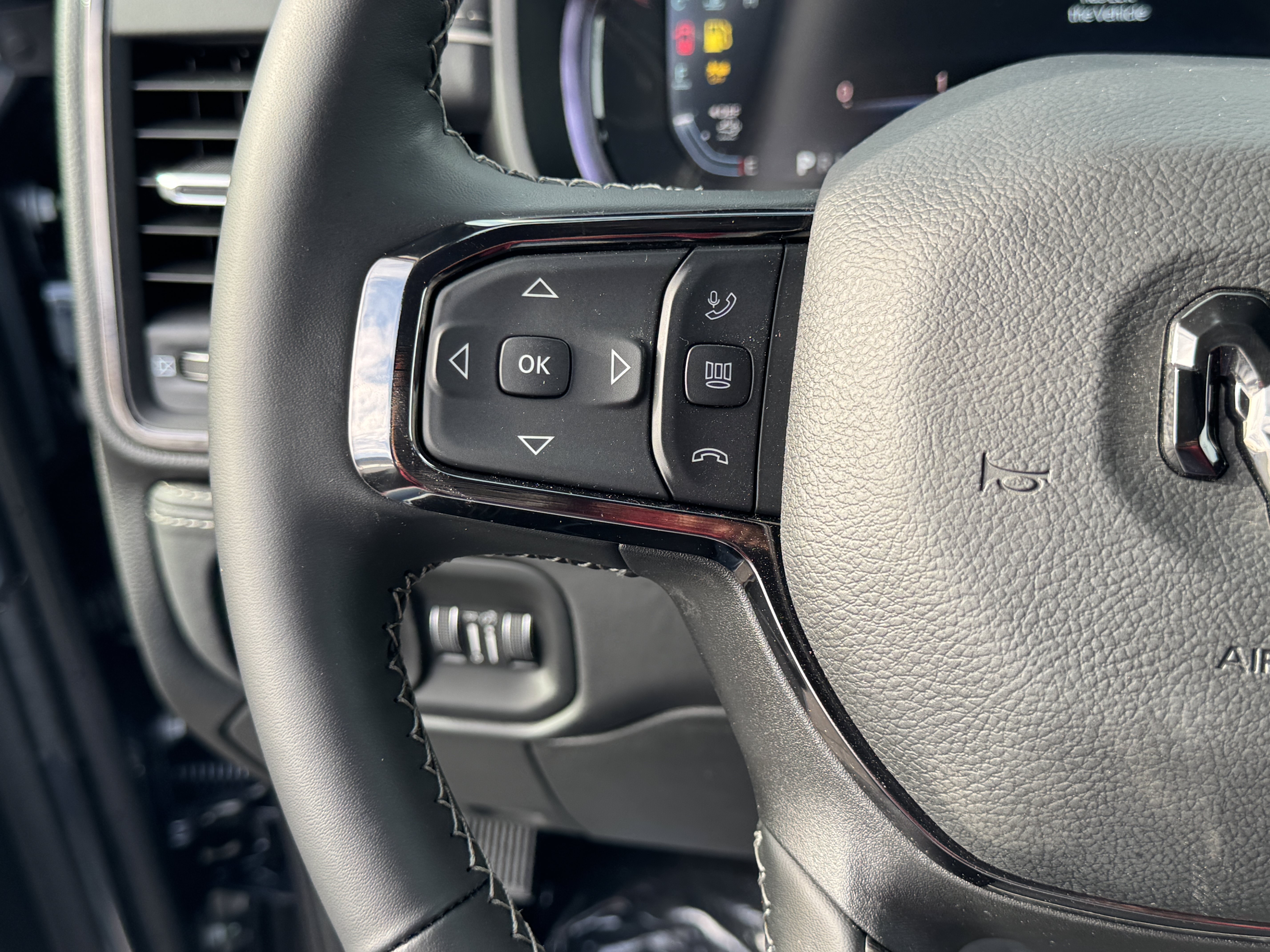 New 2026 RAM 3500 Limited AWD/4WD image 27