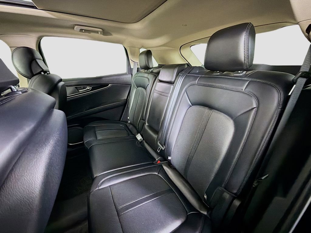 Used 2021 Lincoln Nautilus Reserve w/ Equipment Group 201A image 26