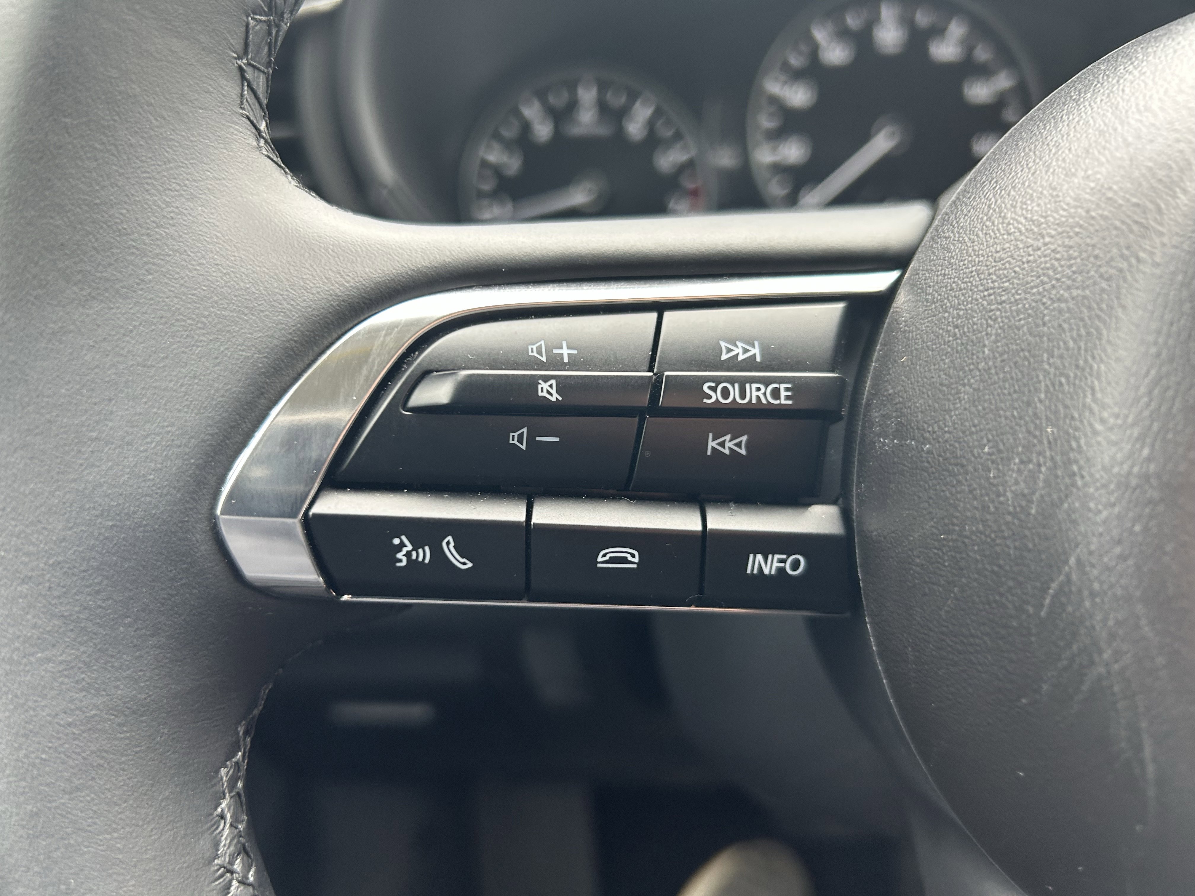 Certified 2025 MAZDA CX-30 AWD 2.5 S w/ Select Sport Pkg image 19