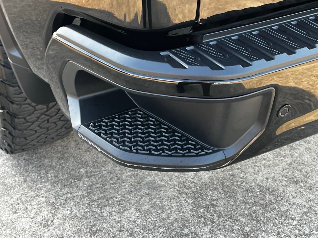 Used 2025 Chevrolet Silverado 2500 LTZ w/ Trail Boss Package image 61