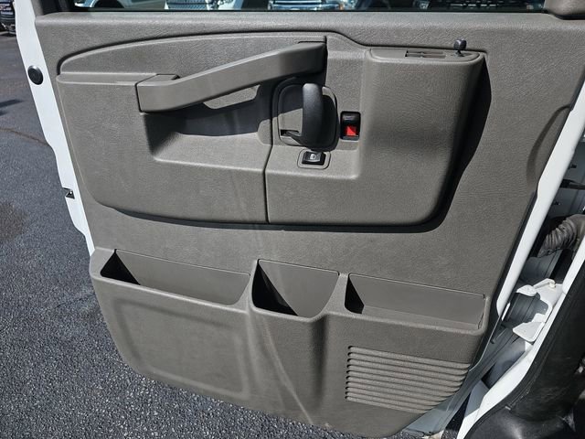 Used 2023 Chevrolet Express 3500 LT w/ LT Preferred Equipment Group image 27