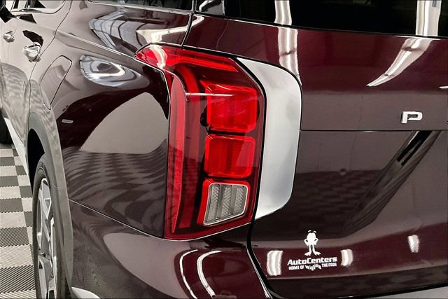 Used 2024 Hyundai Palisade Limited FWD image 36