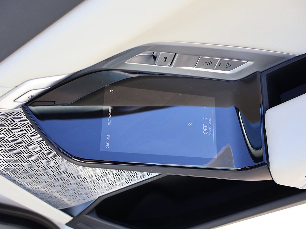 Used 2023 BMW 760i xDrive image 49