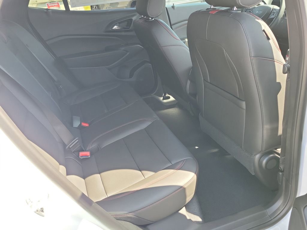 New 2026 Chevrolet Trax RS w/ Driver Confidence Package FWD image 17