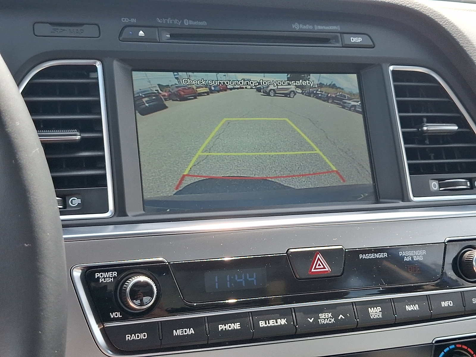 Used 2015 Hyundai Sonata Limited w/ Option Group 06 FWD image 18