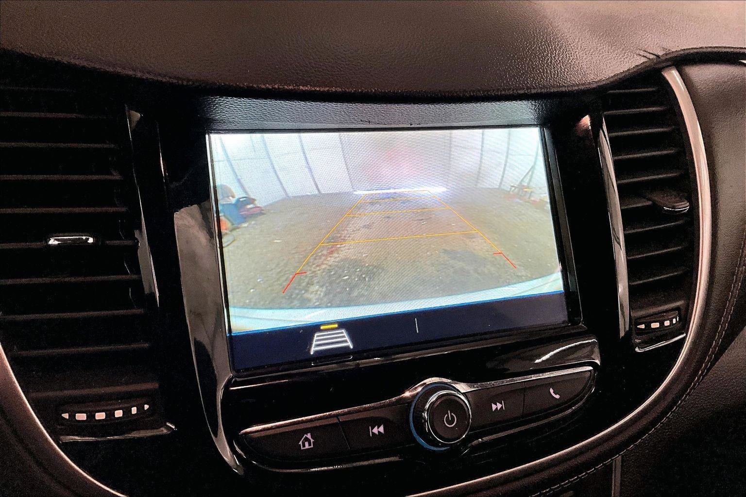 Used 2019 Chevrolet Trax LT w/ LT Convenience Package image 20