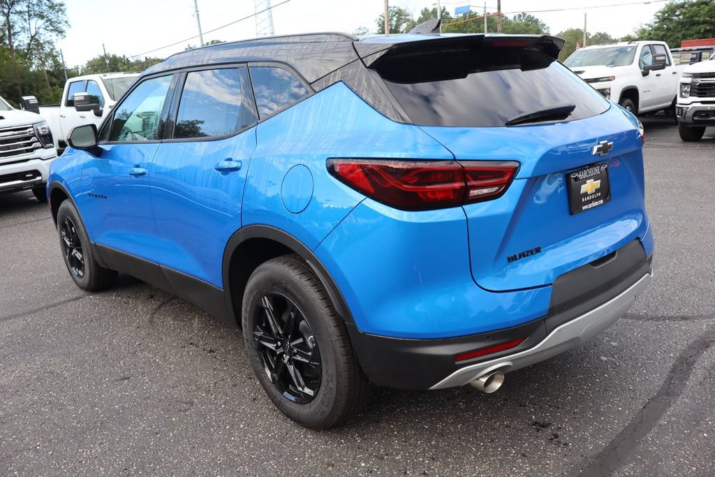New 2026 Chevrolet Blazer LT w/ Midnight/Sport Edition FWD image 3