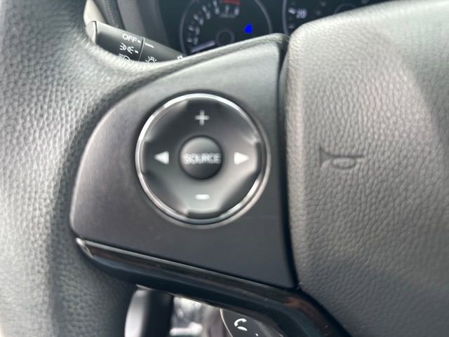 Used 2022 Honda HR-V LX image 17