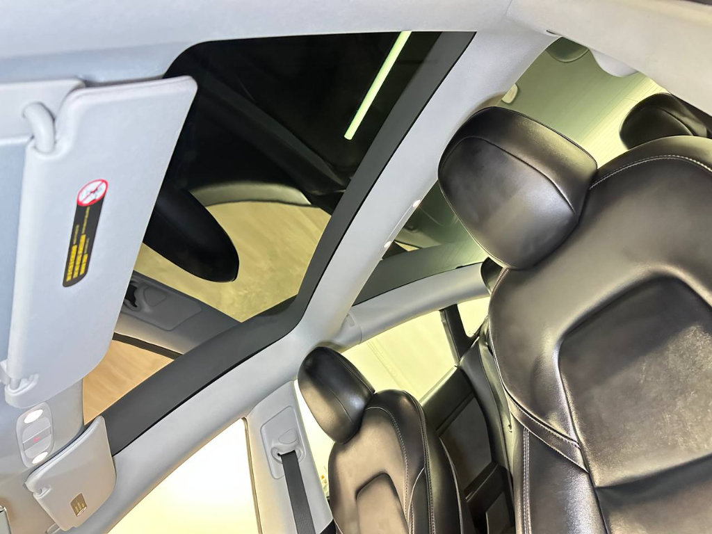 Used 2021 Tesla Model 3 Standard Range Plus RWD image 38