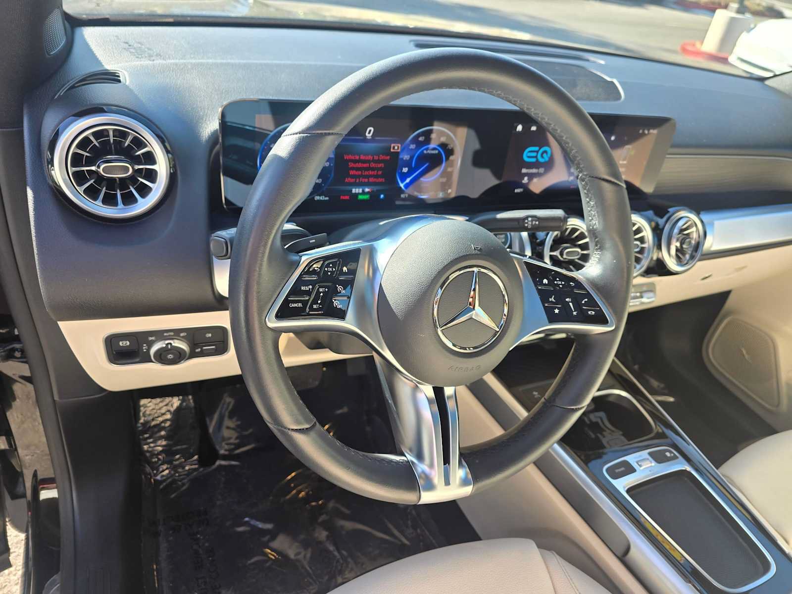 Used 2024 Mercedes-Benz EQB 250+ image 26