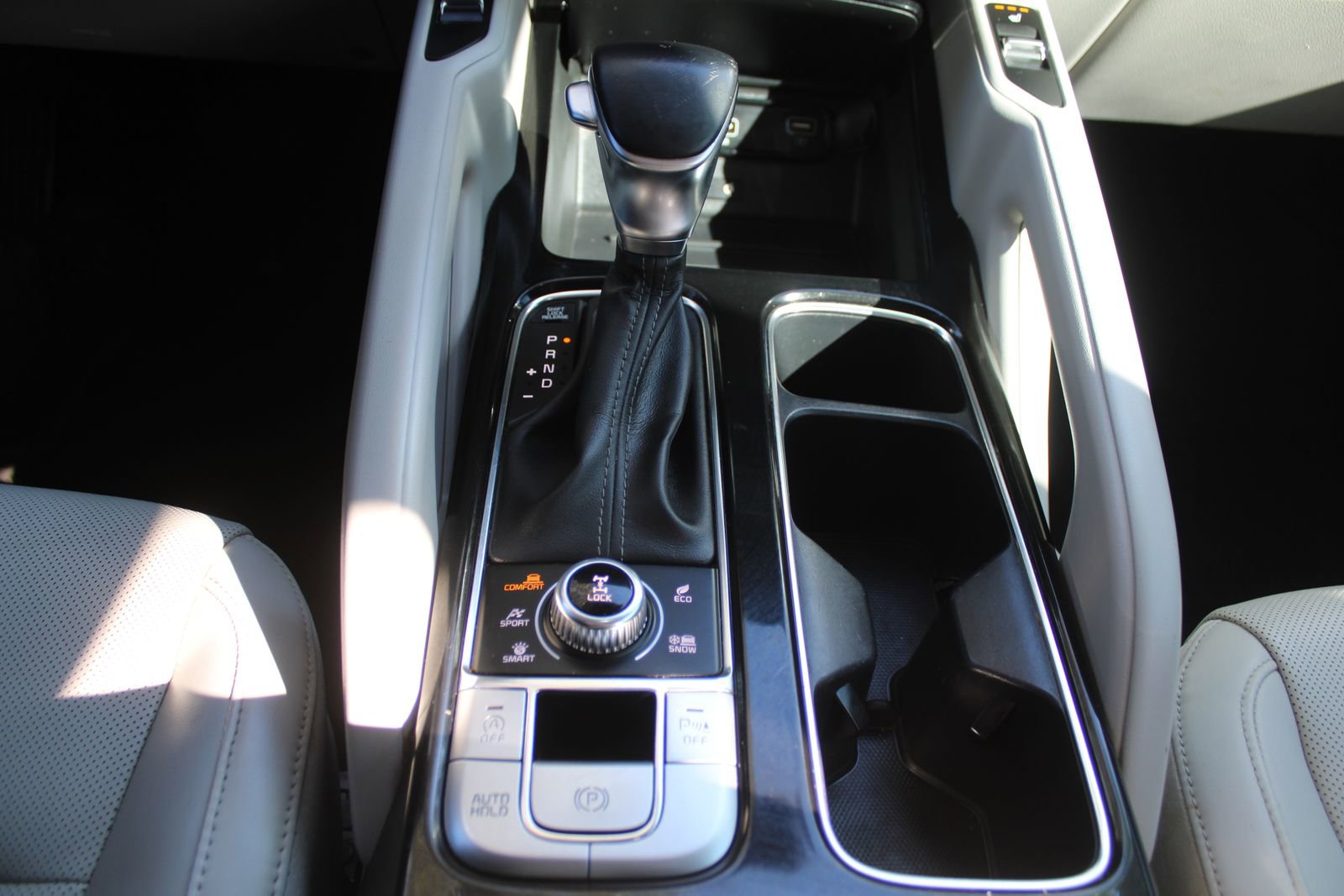 Certified 2022 Kia Telluride S image 34