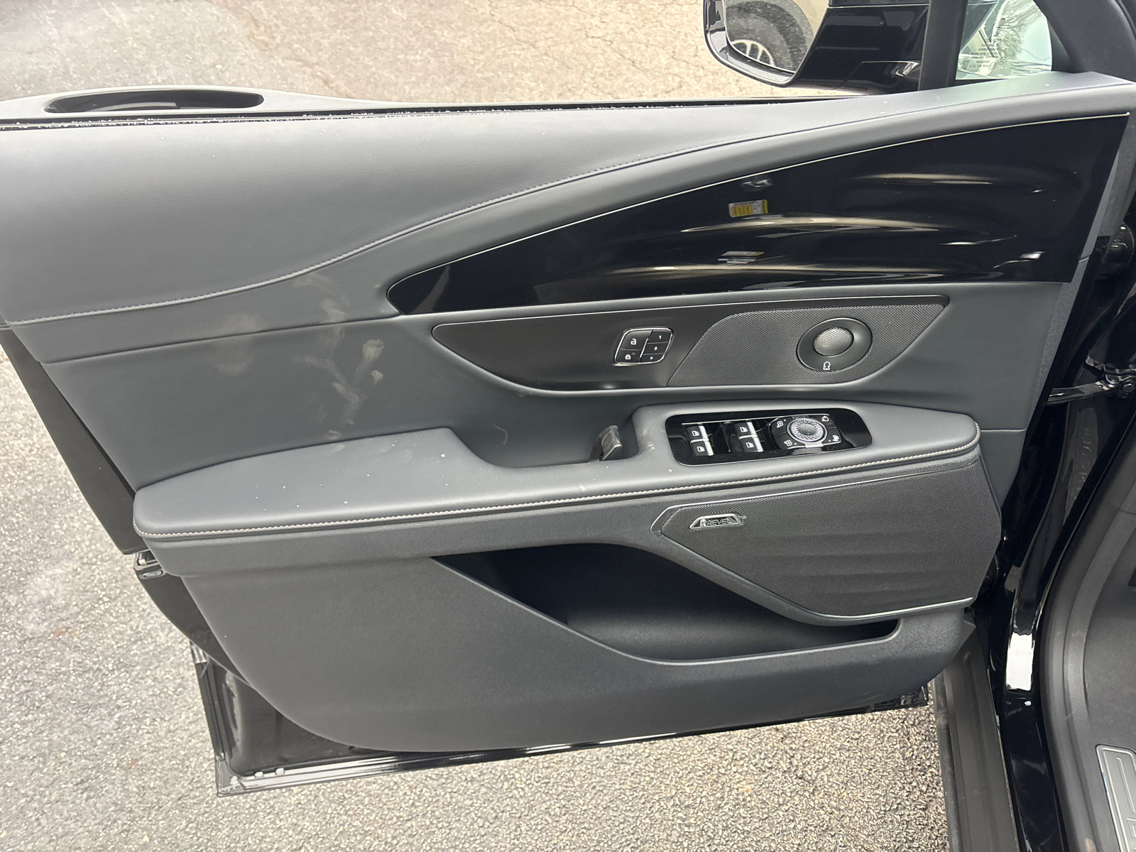 New 2026 Lincoln Nautilus Reserve image 11