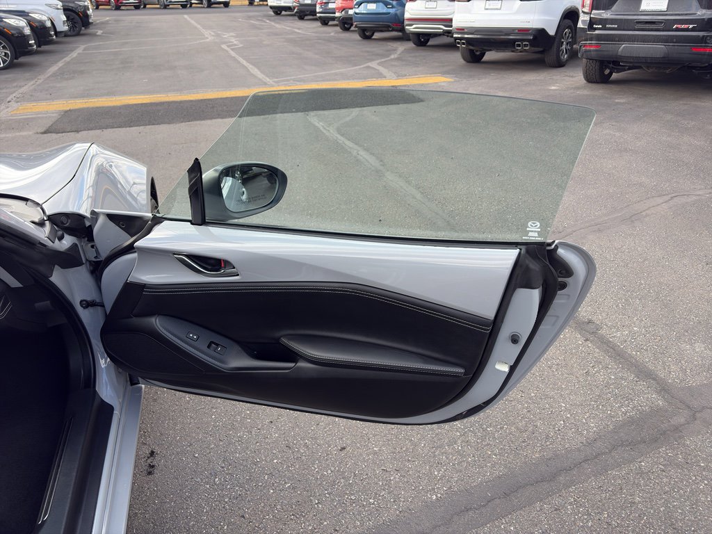 Used 2024 MAZDA MX-5 Miata RF Grand Touring image 14