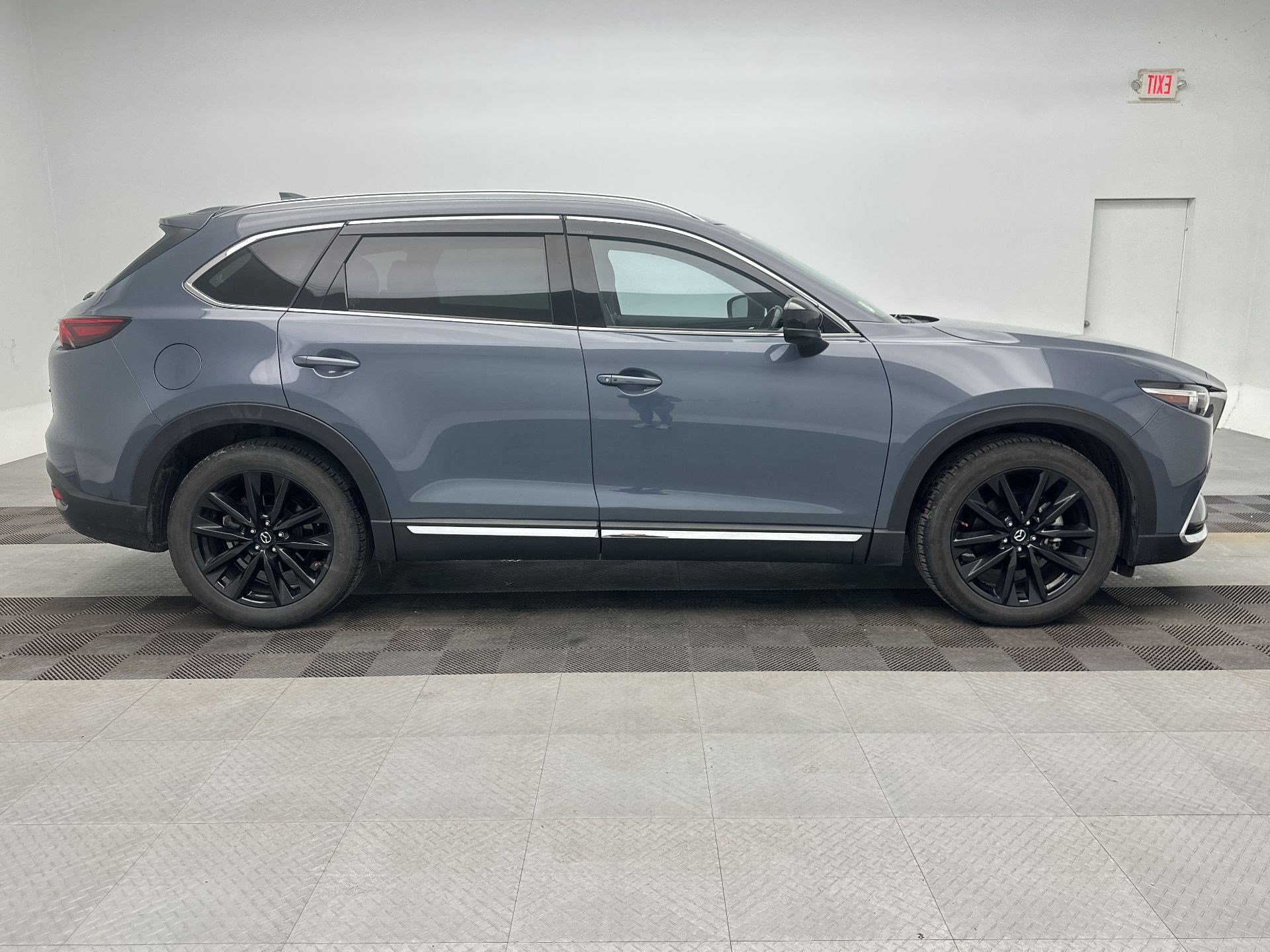 Used 2023 MAZDA CX-9 Carbon Edition image 8