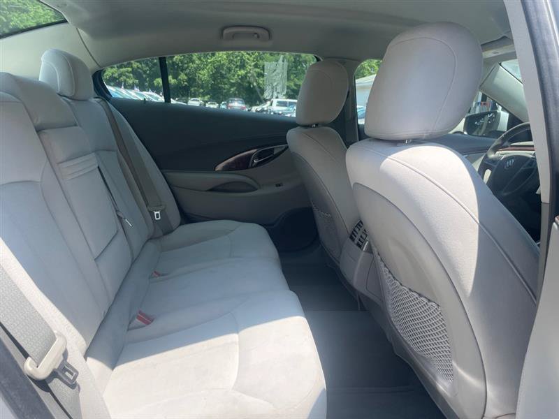 Used 2012 Buick LaCrosse Convenience FWD image 13
