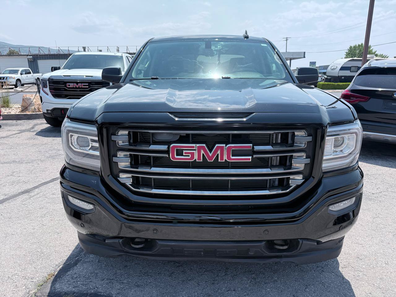 Used 2016 GMC Sierra 1500 SLT w/ All Terrain X Package AWD/4WD image 8