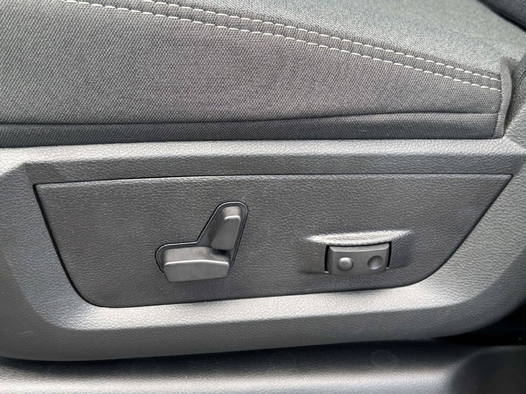 New 2026 RAM 2500 Big Horn AWD/4WD image 28
