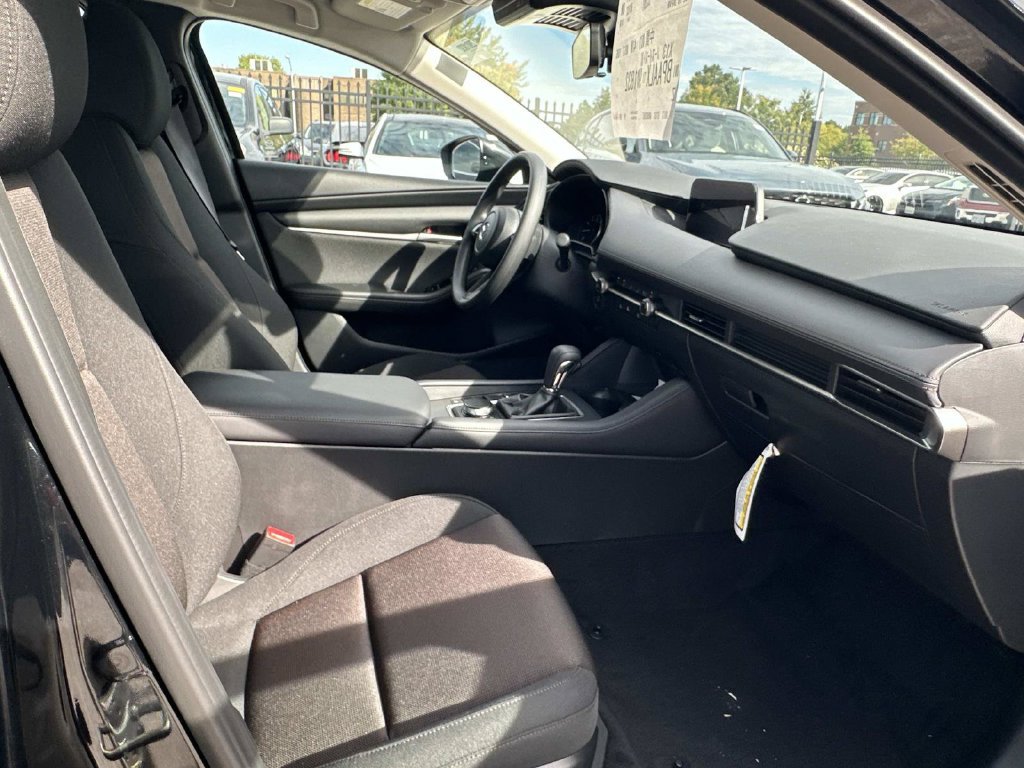 New 2026 MAZDA MAZDA3 s FWD image 31