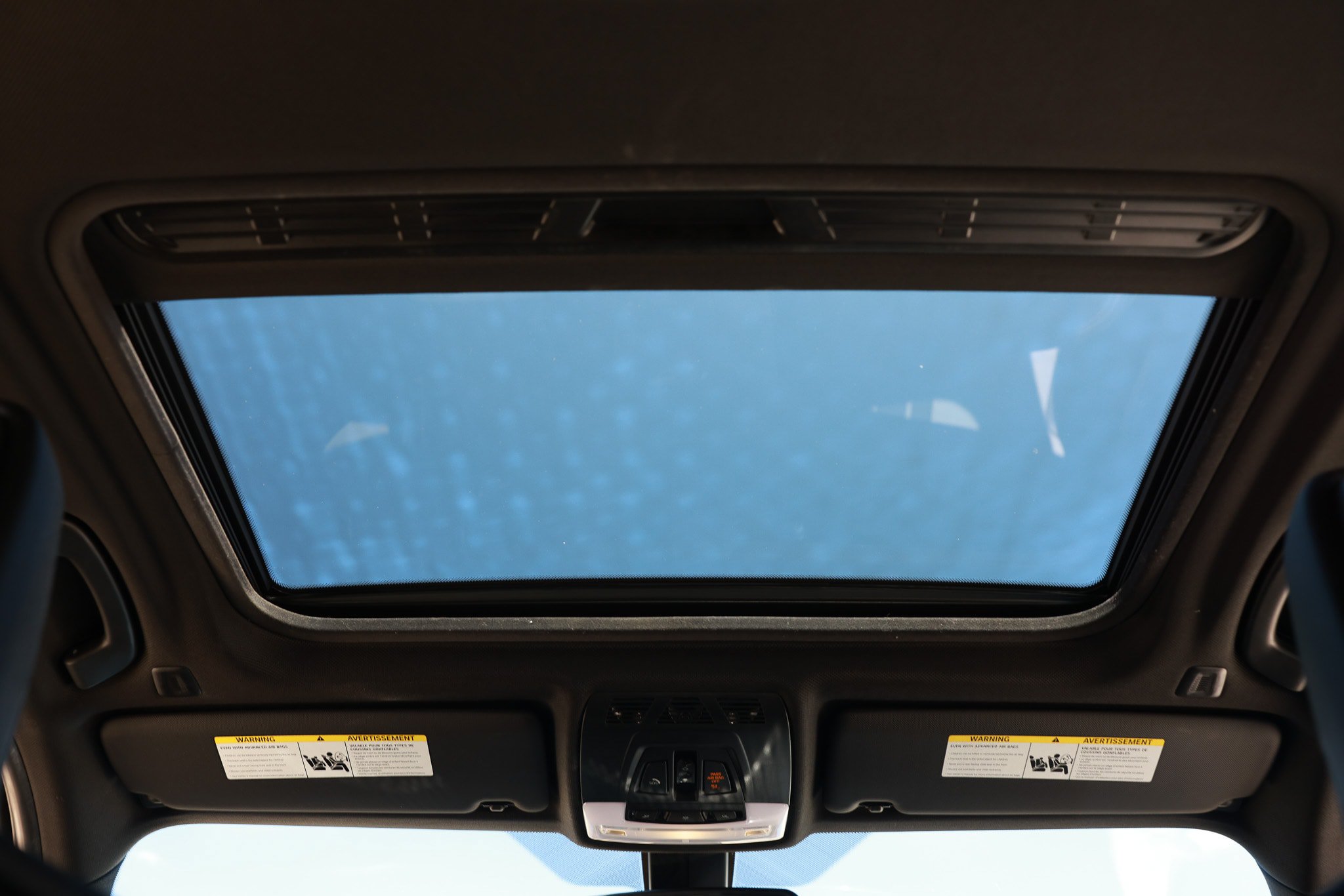 Used 2018 BMW M3 RWD image 28