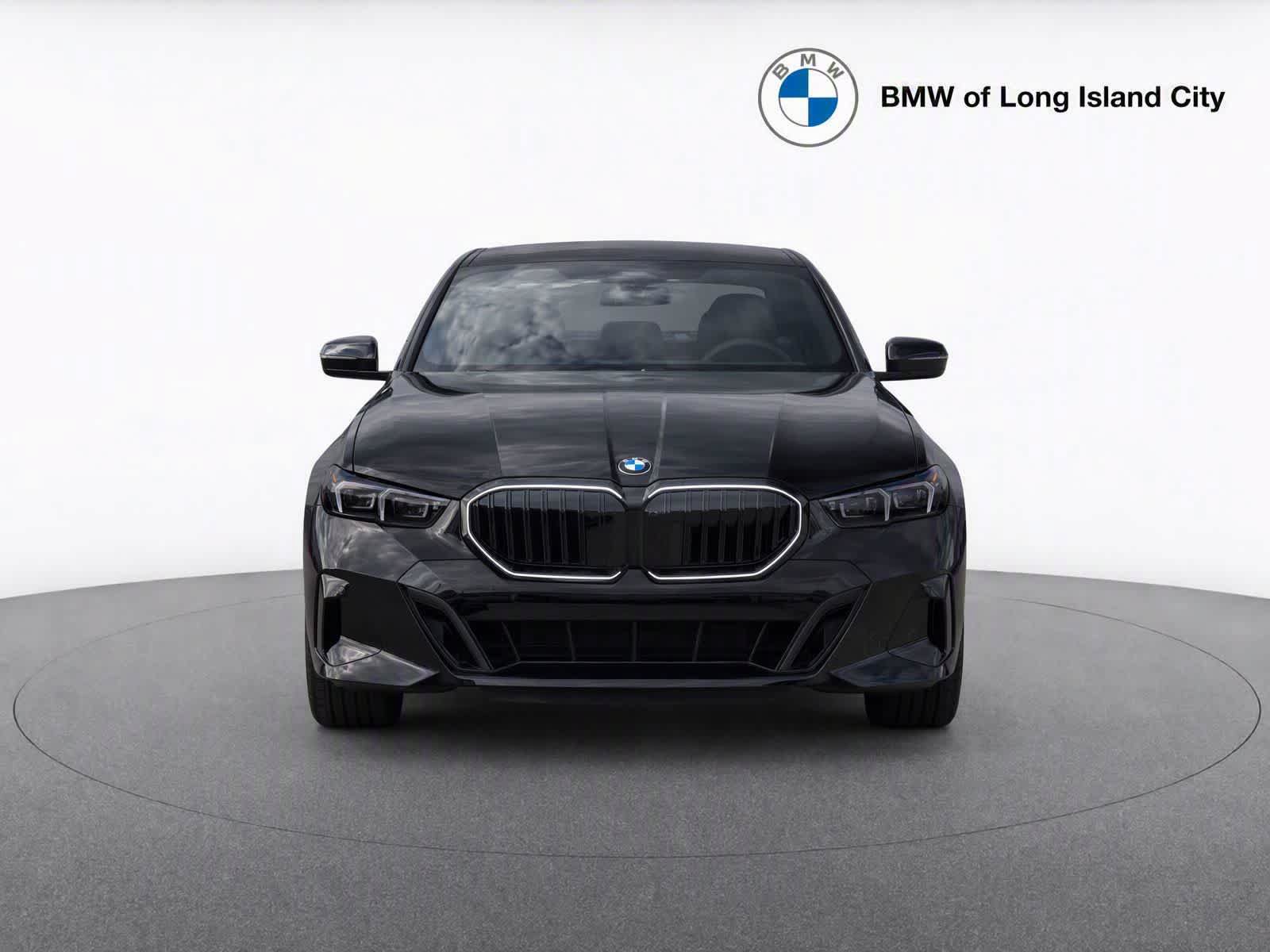 New 2027 BMW 530i xDrive w/ M Sport Package AWD/4WD image 2