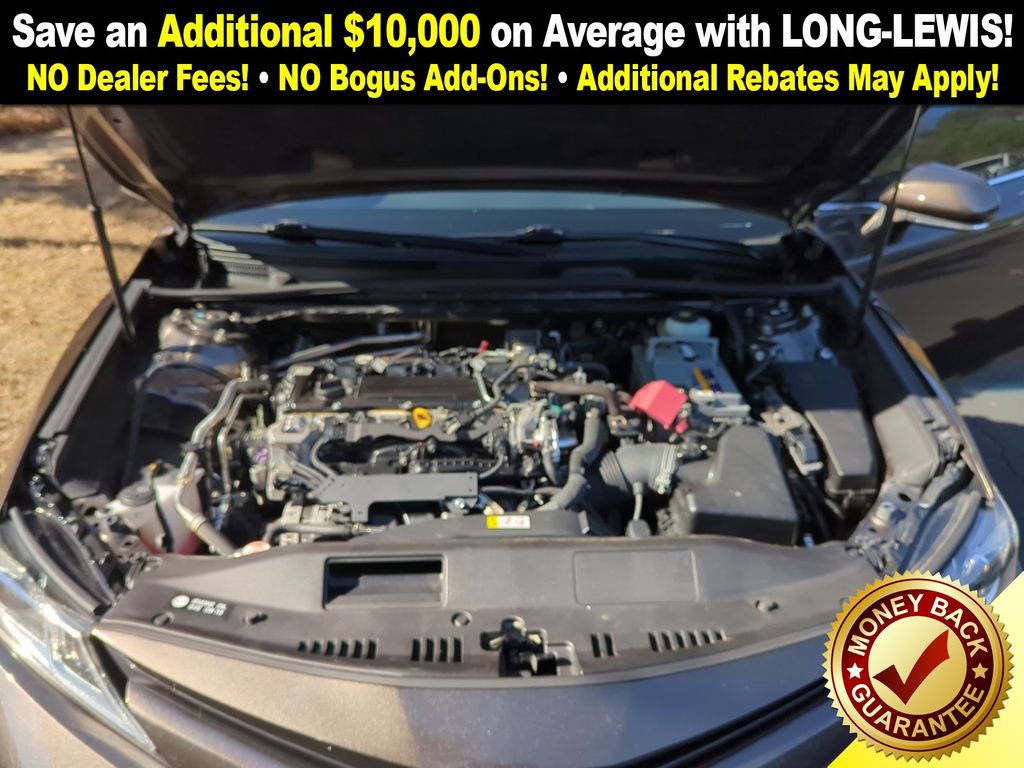 Used 2018 Toyota Camry LE image 25