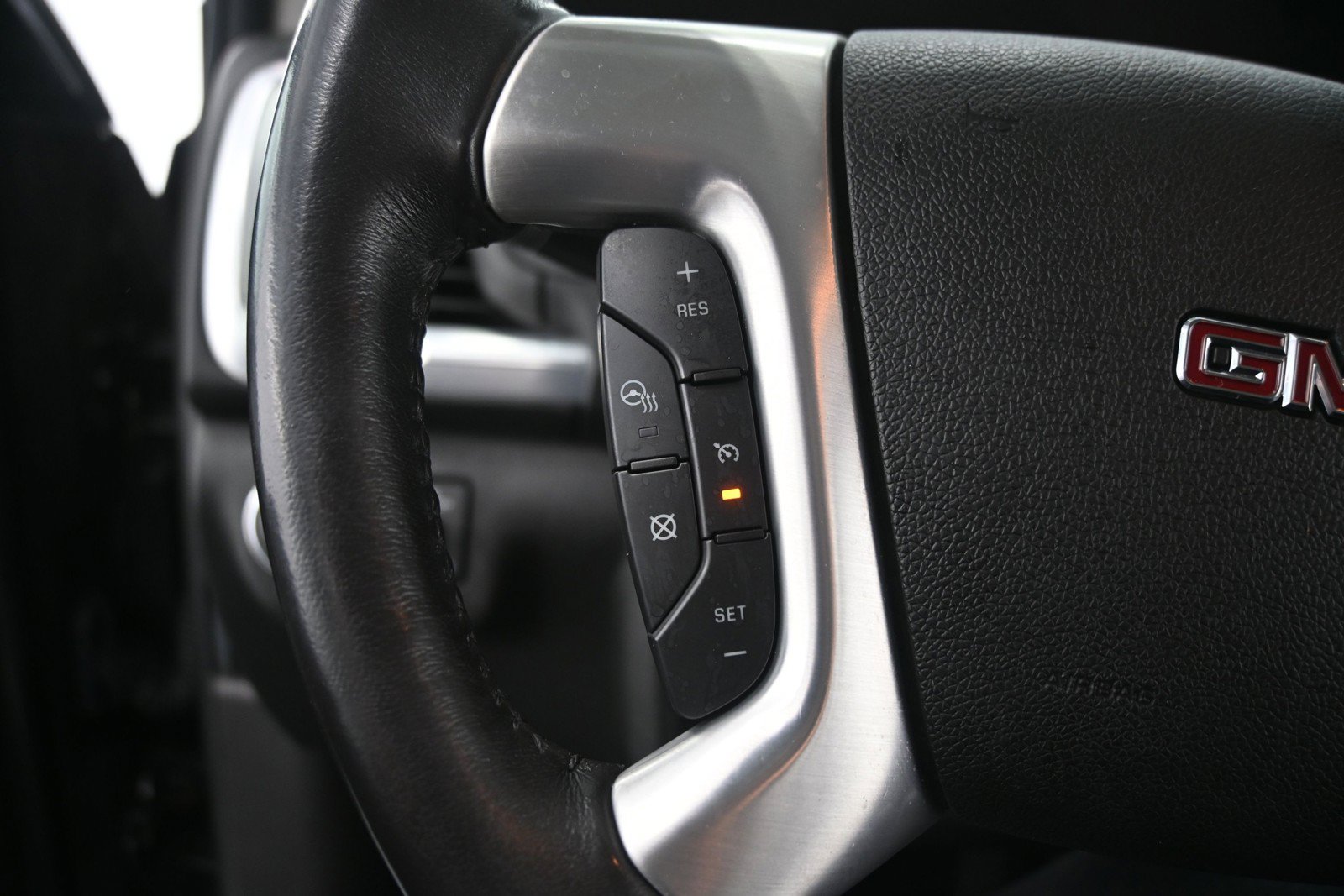 Used 2017 GMC Acadia Limited SLT AWD/4WD image 29