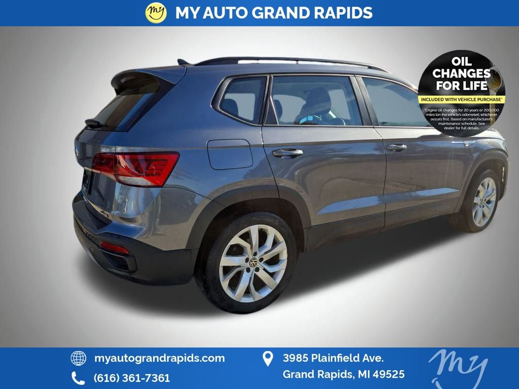 Used 2023 Volkswagen Taos S image 7