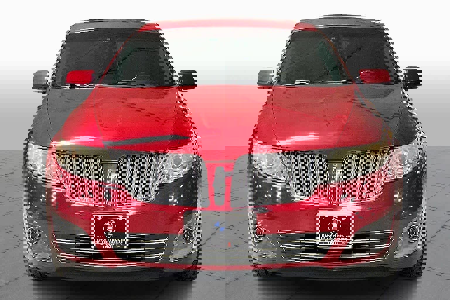 Used 2012 Lincoln MKS image 3