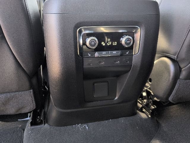 New 2026 GMC Yukon XL AT4 w/ AT4 Premium Plus Package image 11