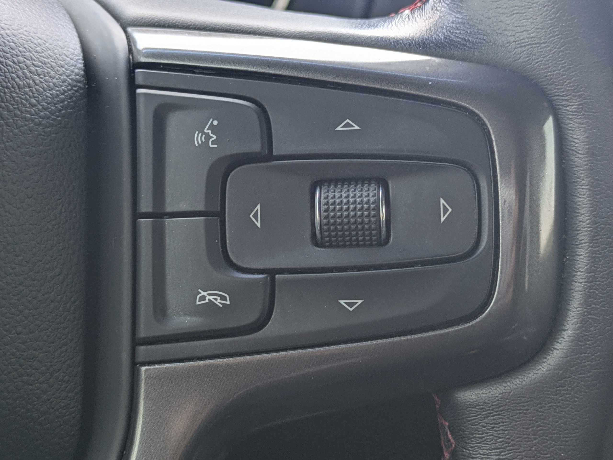 Used 2021 Chevrolet Suburban RST w/ Rear Media and Nav Package RWD image 27