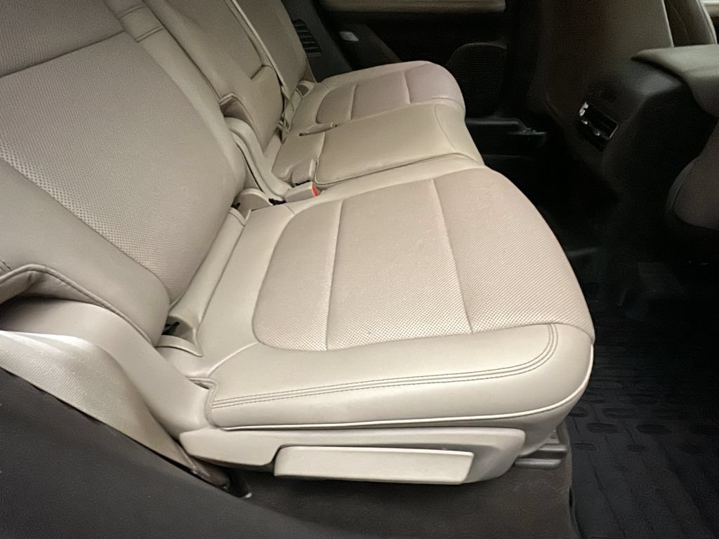 Used 2021 Lincoln Corsair AWD w/ Sport Package image 18