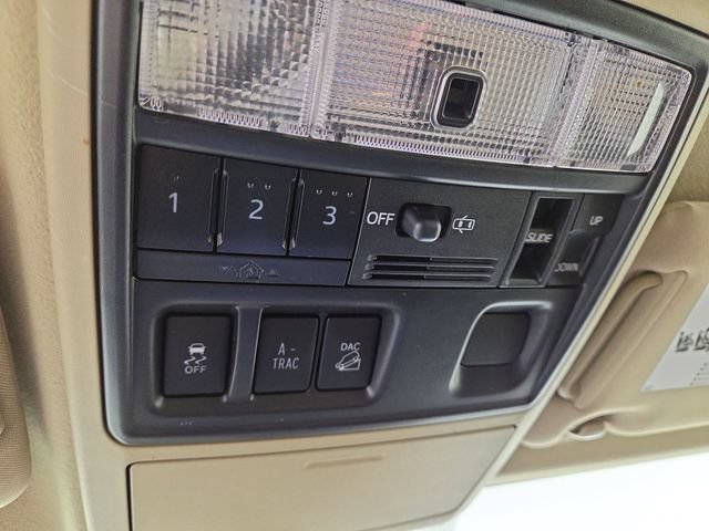 Used 2019 Toyota 4Runner SR5 Premium AWD/4WD image 29