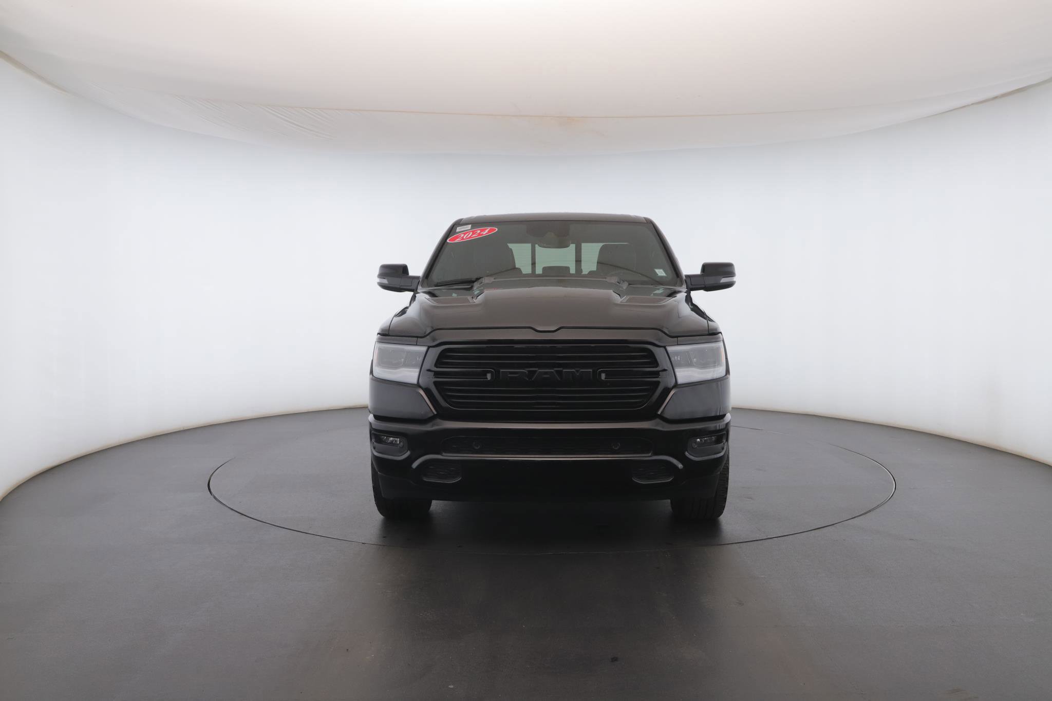 Used 2024 RAM 1500 Laramie AWD/4WD image 26