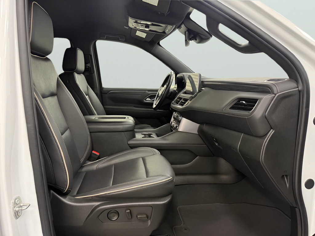 Used 2024 GMC Yukon SLT AWD/4WD image 14