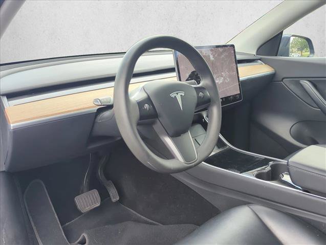 Used 2021 Tesla Model Y Long Range AWD/4WD image 9