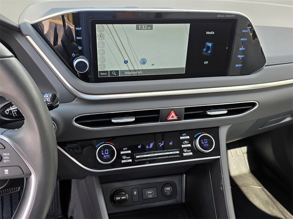 Used 2023 Hyundai Sonata SEL w/ Convenience Package image 9