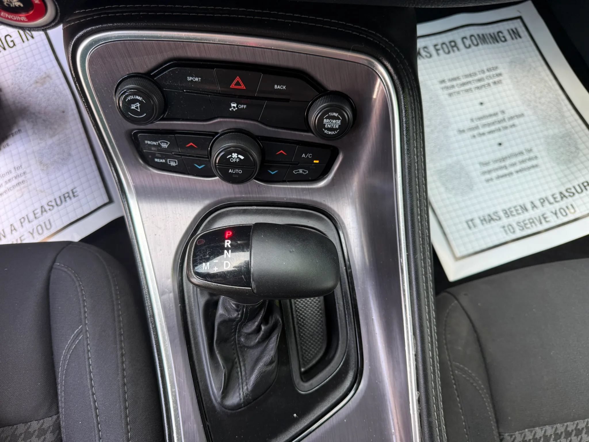 Used 2015 Dodge Challenger SXT RWD image 16