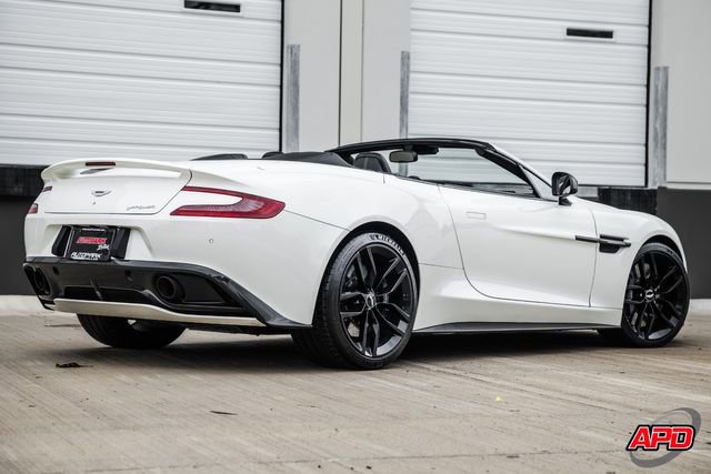 Used 2016 Aston Martin Vanquish Volante RWD image 9