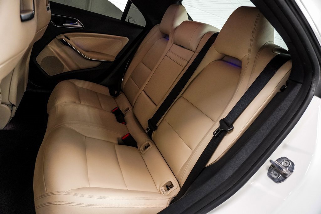 Used 2019 Mercedes-Benz CLA 250 image 8