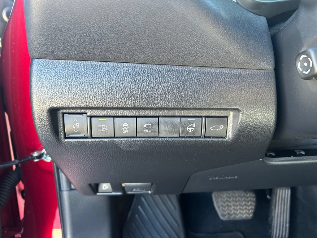 Used 2023 Toyota Venza Limited AWD/4WD image 25