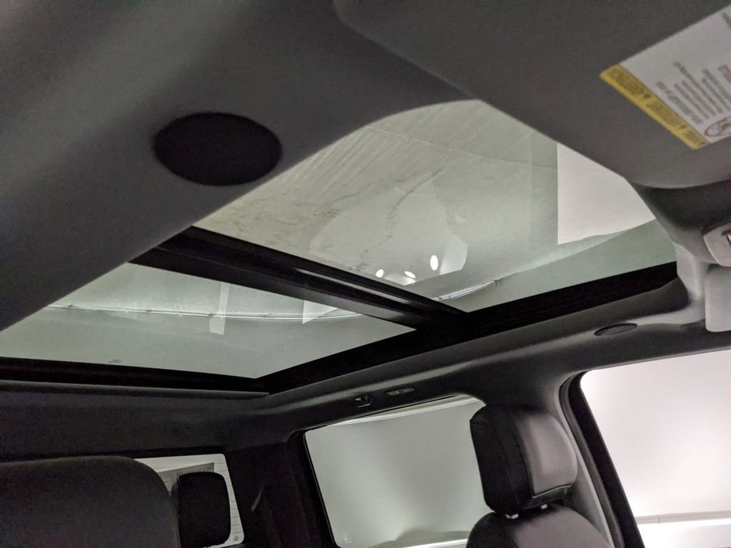 New 2025 Ford F250 Lariat w/ Lariat Ultimate Package image 16