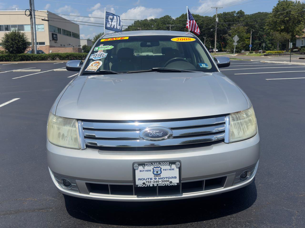 Used 2008 Ford Taurus Limited FWD image 2
